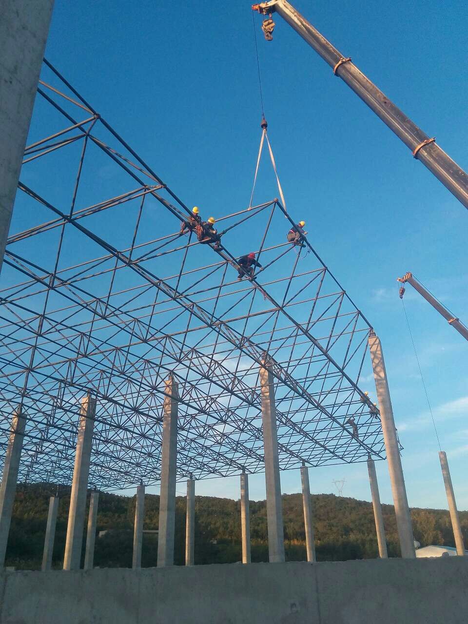 宁德汪清物流园网架